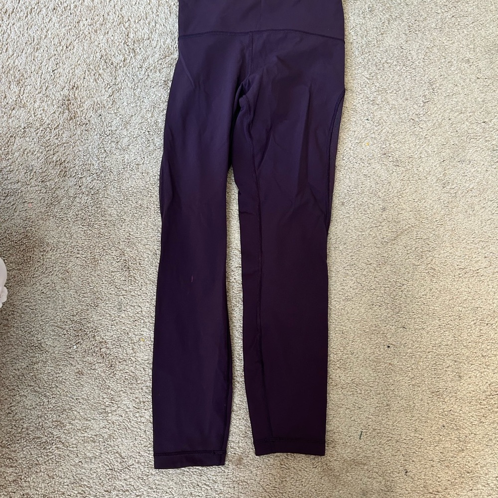 Women’s purple lululemon leggings size 6